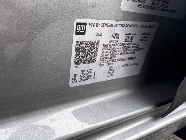 Used 2025 Chevrolet Silverado 1500 Custom w/ Turbomax Blackout Package AWD/4WD image 41