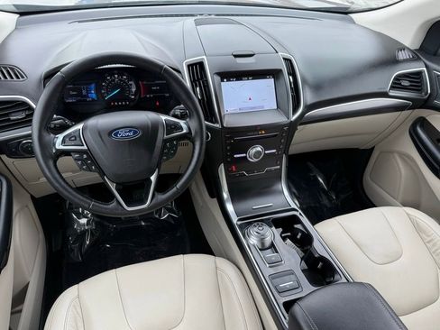 Used 2019 Ford Edge Titanium w/ Cold Weather Package image 26