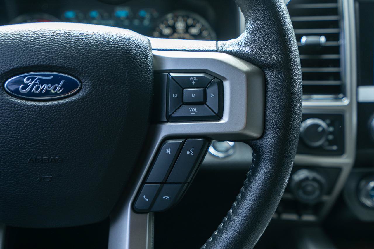 Used 2020 Ford F150 Lariat w/ Equipment Group 502A Luxury AWD/4WD image 17