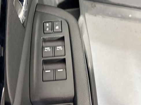 Used 2022 Honda Pilot Touring image 18