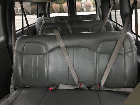 Used 2022 Chevrolet Express 2500 LS image 20