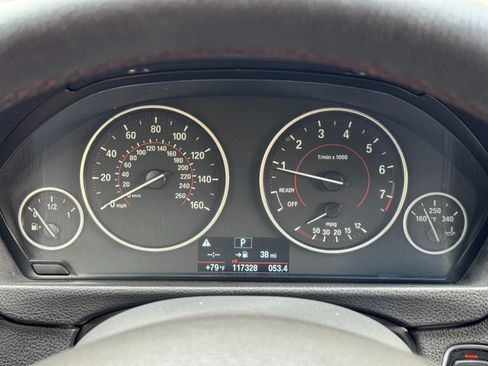 Used 2018 BMW 330i Sedan RWD image 17