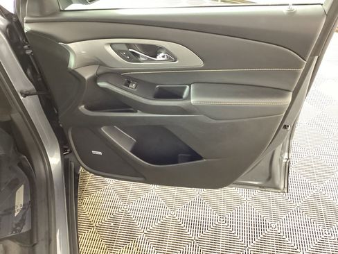 Used 2021 Chevrolet Traverse RS w/ LPO, Floor Liner Package AWD/4WD image 10