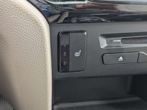 Used 2021 Honda Pilot Touring image 29