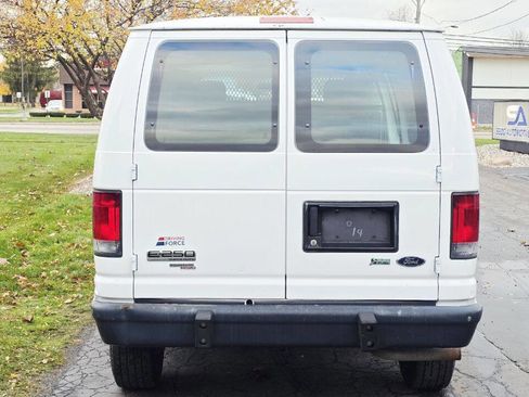 Used 2013 Ford E-250 and Econoline 250 w/ PWR Group image 5
