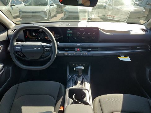 New 2026 Kia K4 LXS image 16