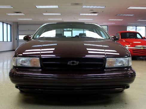 Used 1995 Chevrolet Impala Sedan image 22