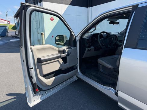 Used 2018 Ford F150 XL w/ Equipment Group 101A Mid RWD image 10