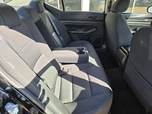 Used 2024 Nissan Altima 2.5 SV FWD image 22