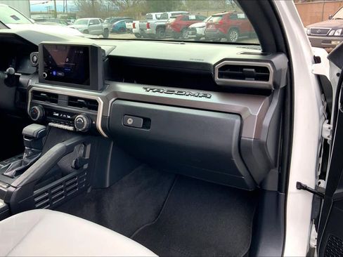 Used 2024 Toyota Tacoma SR5 image 17