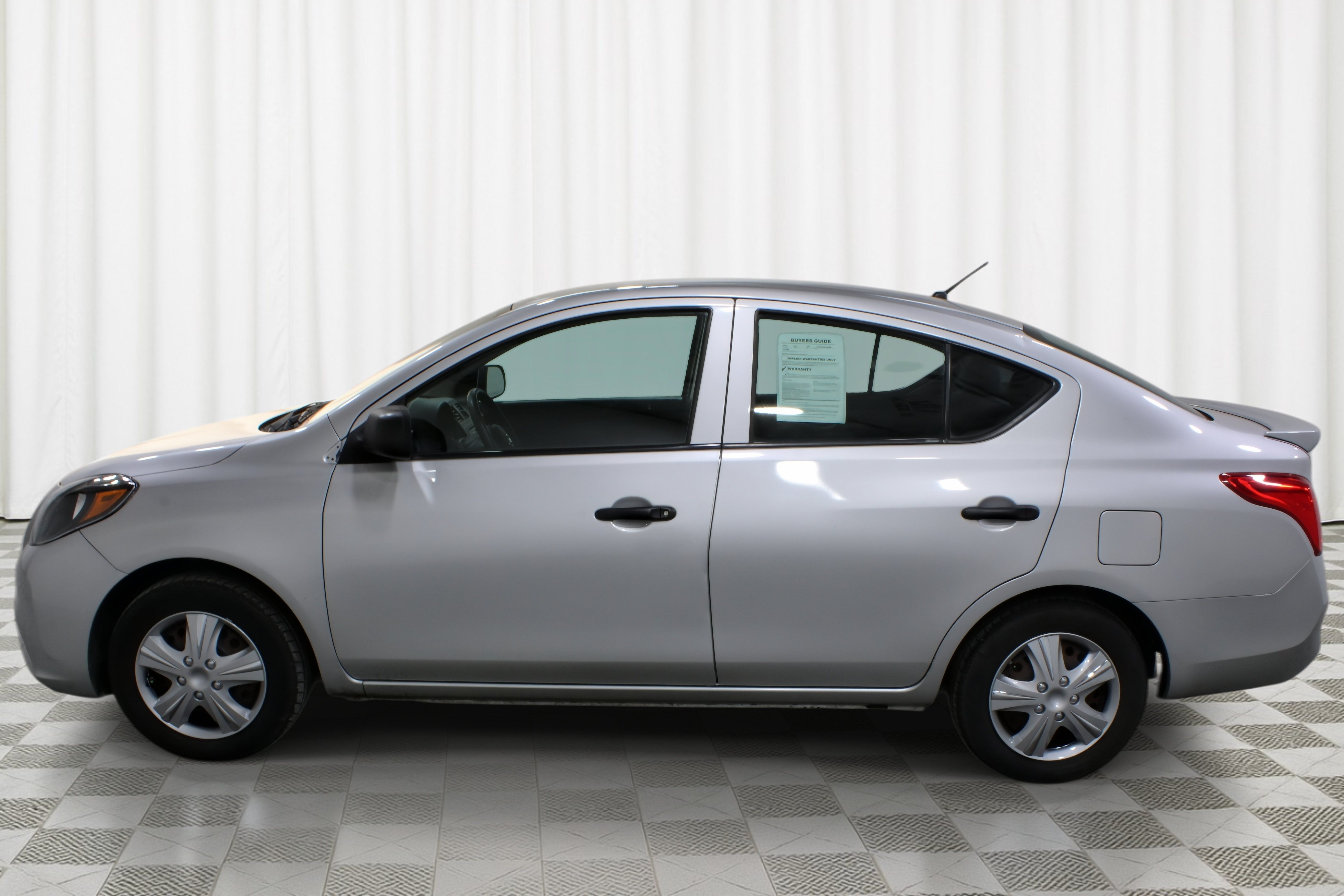 Used 2014 Nissan Versa S Plus FWD image 6