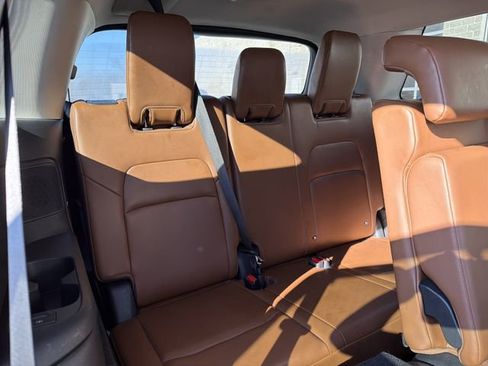 Used 2023 Nissan Pathfinder Platinum w/ Cargo Package image 16