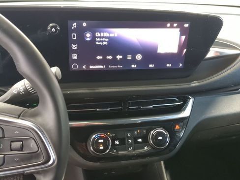 Used 2024 Buick Envista Sport Touring w/ Convenience I Package image 34