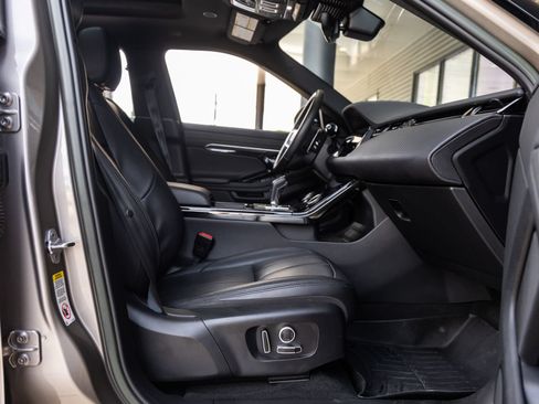 Used 2023 Land Rover Range Rover Evoque R-Dynamic S AWD/4WD image 38