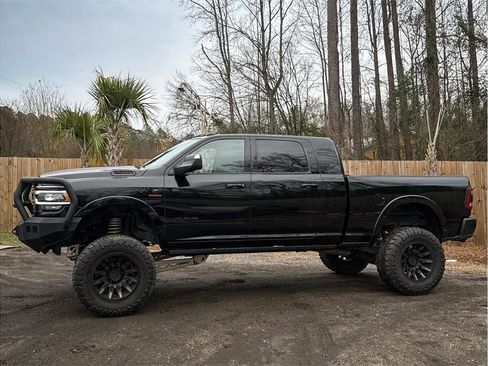 Used 2020 RAM 2500 Laramie AWD/4WD image 5