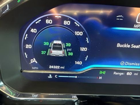 Used 2025 Chevrolet Silverado 1500 LTZ w/ LTZ Convenience Package II AWD/4WD image 27