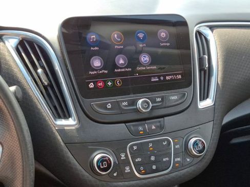 Used 2020 Chevrolet Malibu LT image 14
