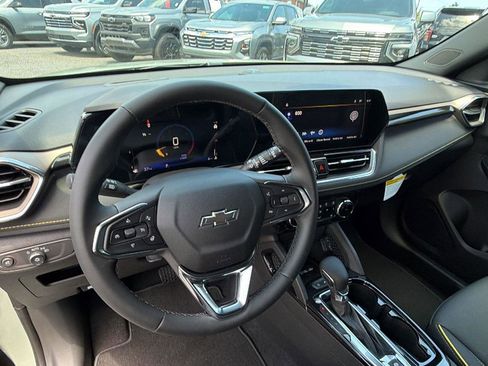 New 2026 Chevrolet TrailBlazer ACTIV w/ Convenience Package FWD image 17