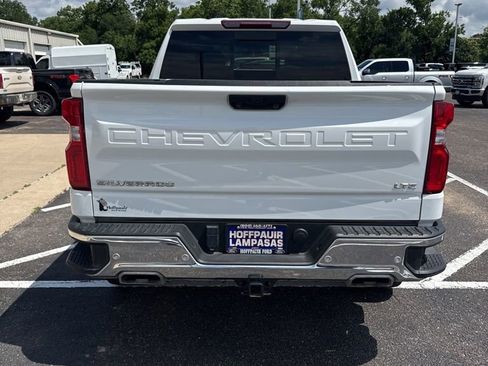Used 2024 Chevrolet Silverado 1500 LTZ w/ LTZ Convenience Package II AWD/4WD image 2