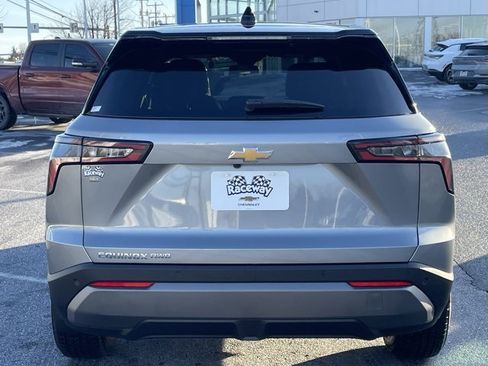 New 2026 Chevrolet Equinox LT w/ Convenience Package II image 12