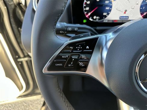New 2025 Mercedes-Benz GLA 250 image 15