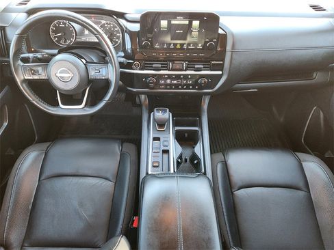 Used 2022 Nissan Pathfinder SL image 19