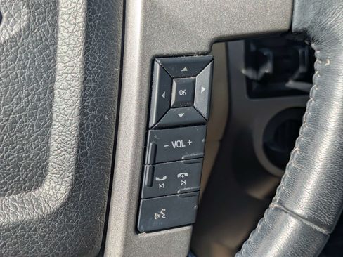 Used 2017 Ford Expedition Limited RWD image 26