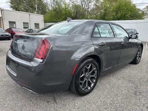 Used 2018 Chrysler 300 S w/ 300S Premium Group AWD/4WD image 7