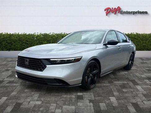 Used 2026 Honda Accord Sport image 4