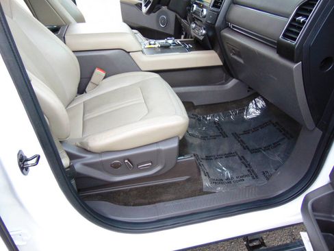 Used 2018 Ford Expedition Limited w/ Equipment Group 302A image 15