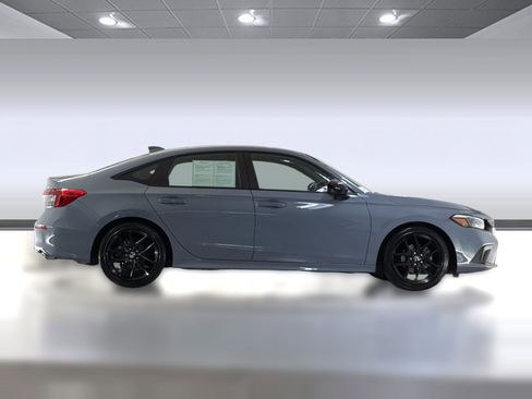 Used 2024 Honda Civic Sport image 8