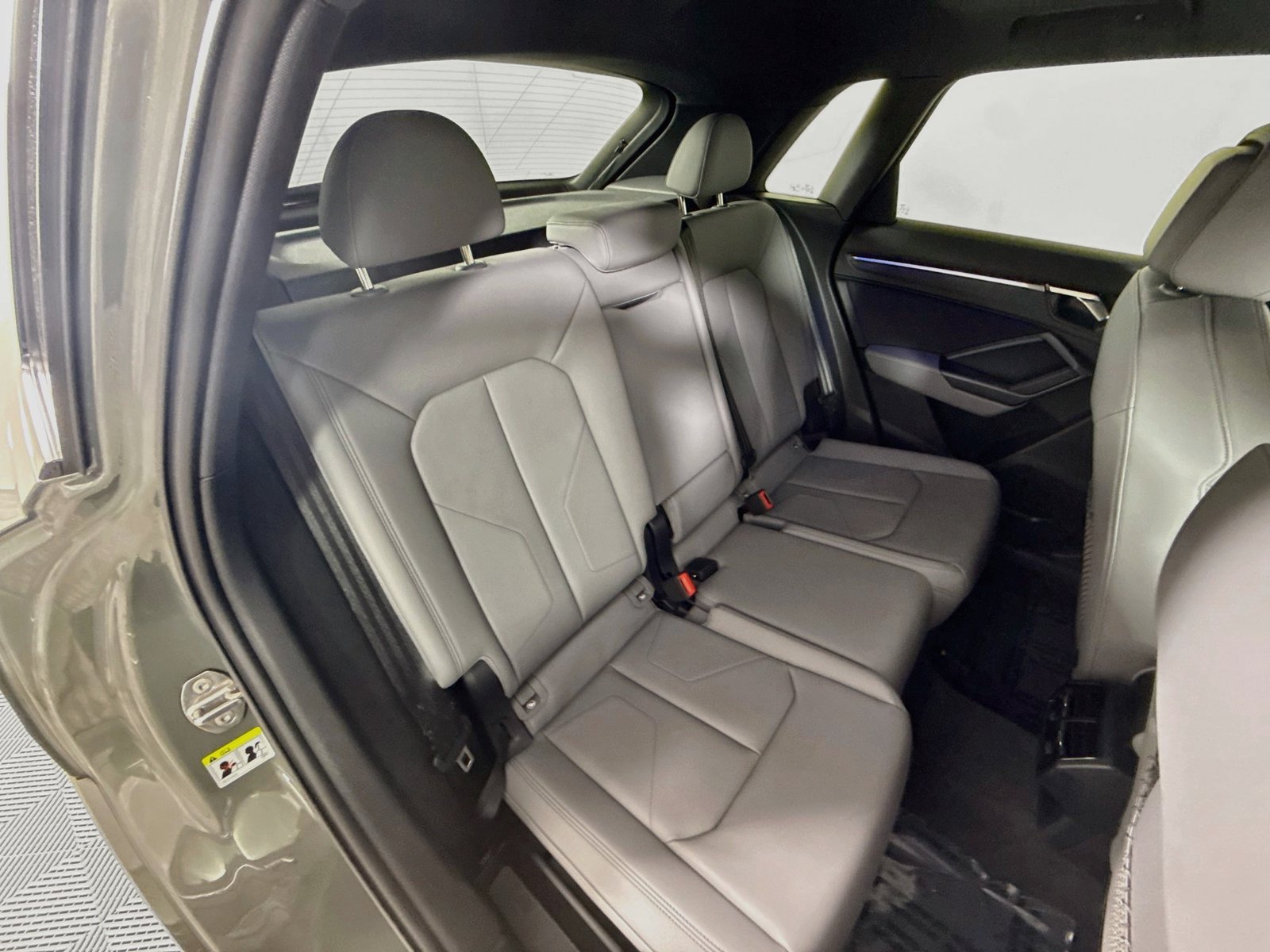 Certified 2024 Audi Q3 2.0T Premium Plus AWD/4WD image 25