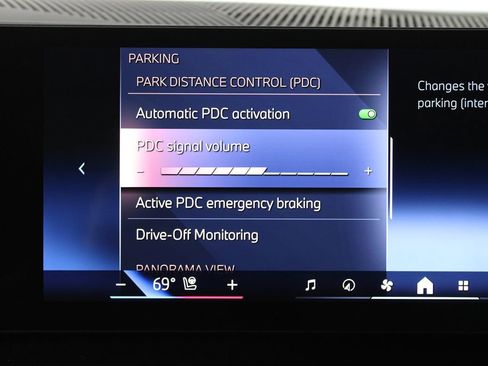 Used 2024 BMW 530i w/ M Sport Package image 31