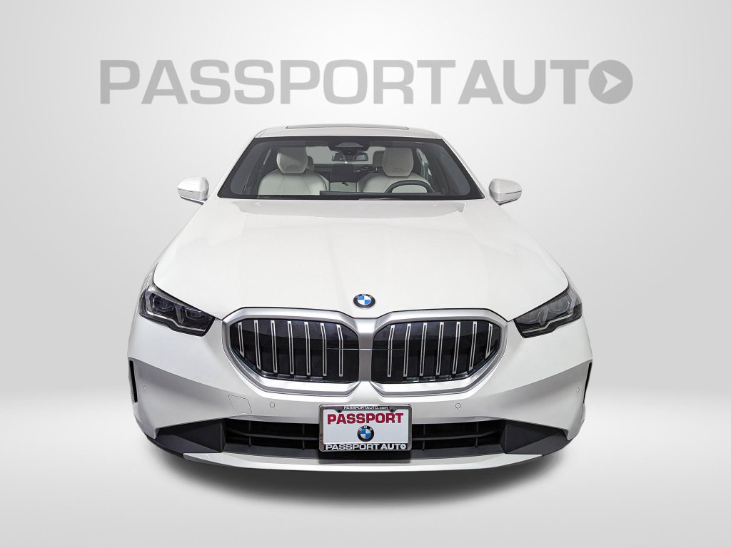 Used 2026 BMW 530i xDrive AWD/4WD image 10