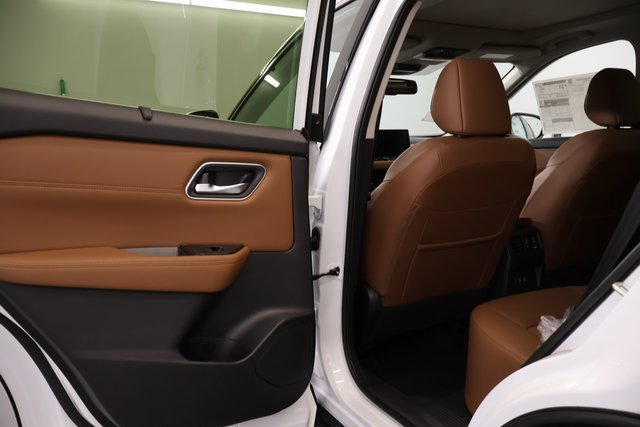 New 2026 Nissan Rogue Platinum AWD/4WD image 30