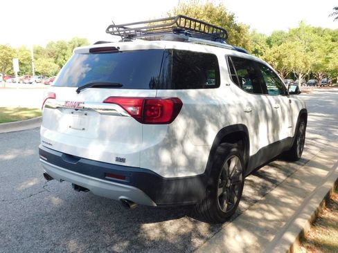 Used 2017 GMC Acadia SLT FWD image 11