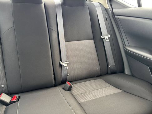 Used 2025 Nissan Sentra SV FWD image 34