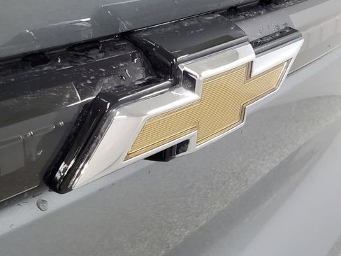 New 2026 Chevrolet Equinox EV LT image 23