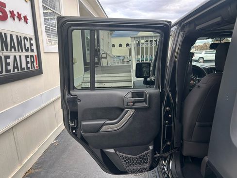 Used 2015 Jeep Wrangler Unlimited Sport w/ Quick Order Package 24S image 22