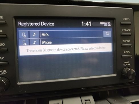 Used 2019 Toyota RAV4 XLE Premium image 5