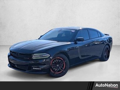 Used 2017 Dodge Charger SXT