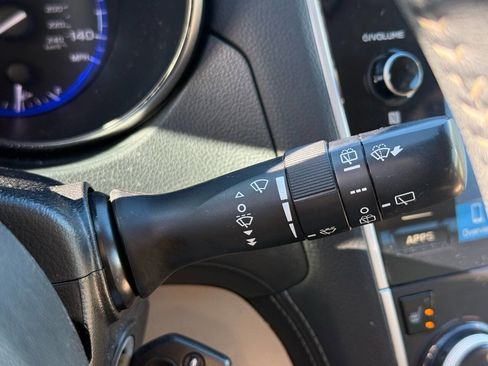 Used 2018 Subaru Outback 2.5i Premium image 31