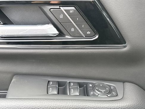 New 2026 GMC Yukon XL Denali w/ Sun & Power Step Package image 20