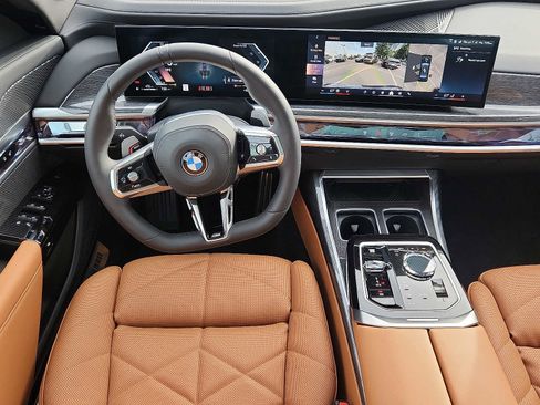 Used 2026 BMW 740i xDrive w/ Premium Package AWD/4WD image 11