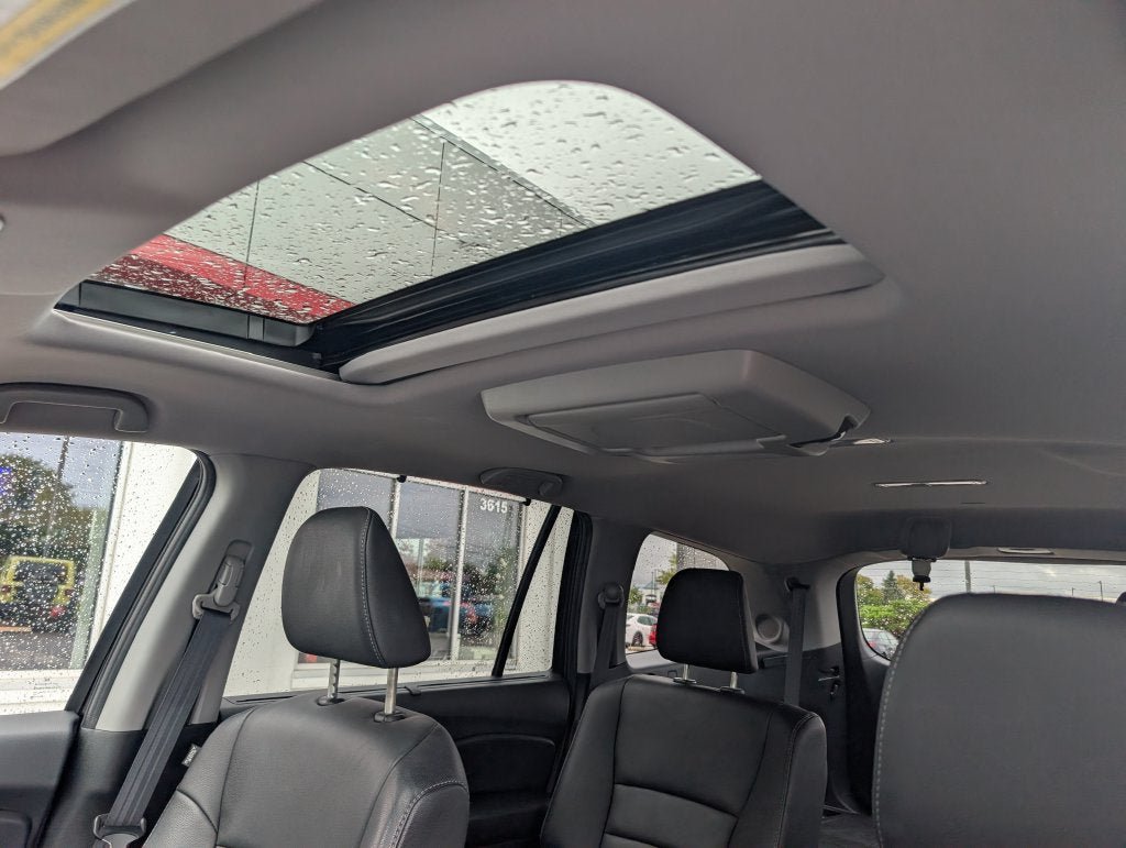 Used 2019 Honda Pilot Touring image 25