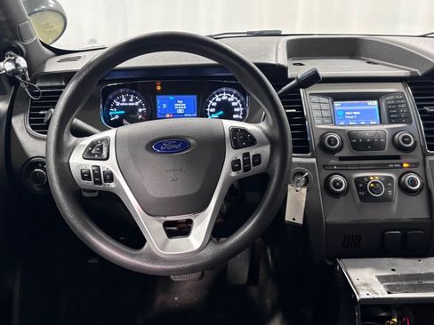 Used 2017 Ford Taurus Police Interceptor AWD image 13