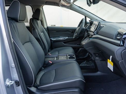 New 2026 Honda Odyssey Elite image 17