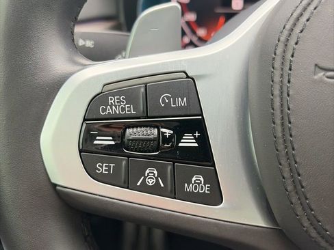 Used 2021 BMW M550i xDrive AWD/4WD image 17