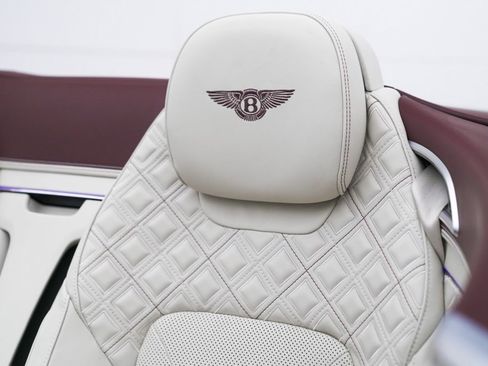 Used 2020 Bentley Continental GT image 27
