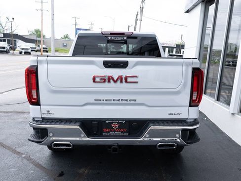 New 2026 GMC Sierra 1500 SLT w/ SLT Premium Plus Package AWD/4WD image 4